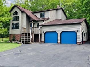 12 Krooks Rd, Negaunee, MI 49866