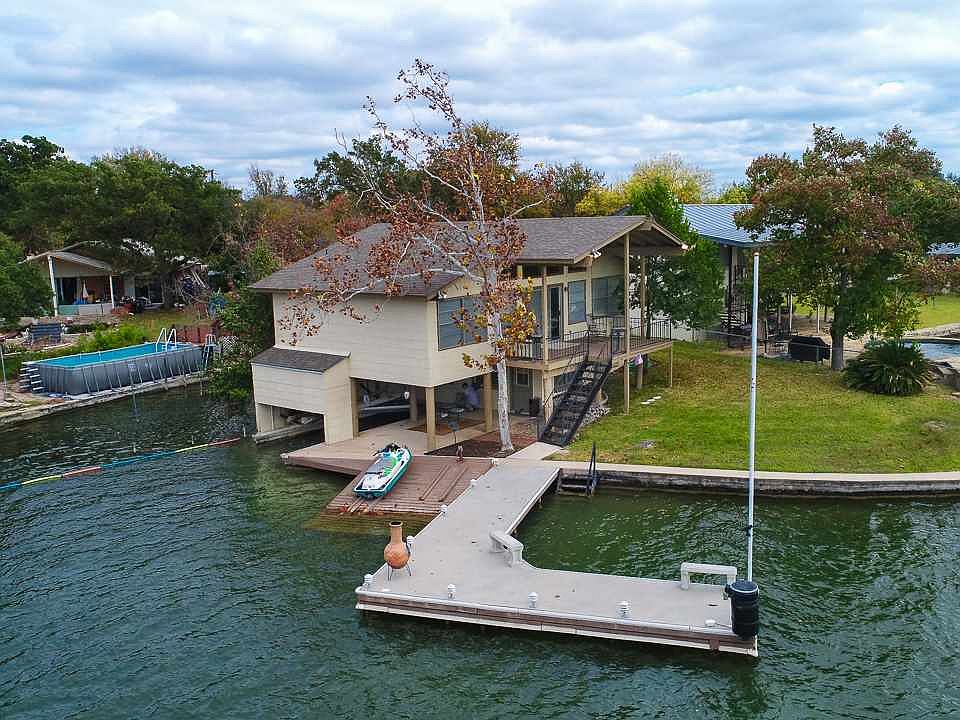 1st image of 220 E Lakeshore Dr