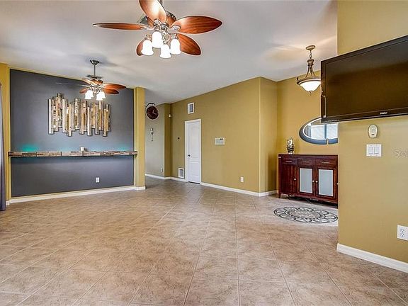 5th image of 9506 Snowberry Way