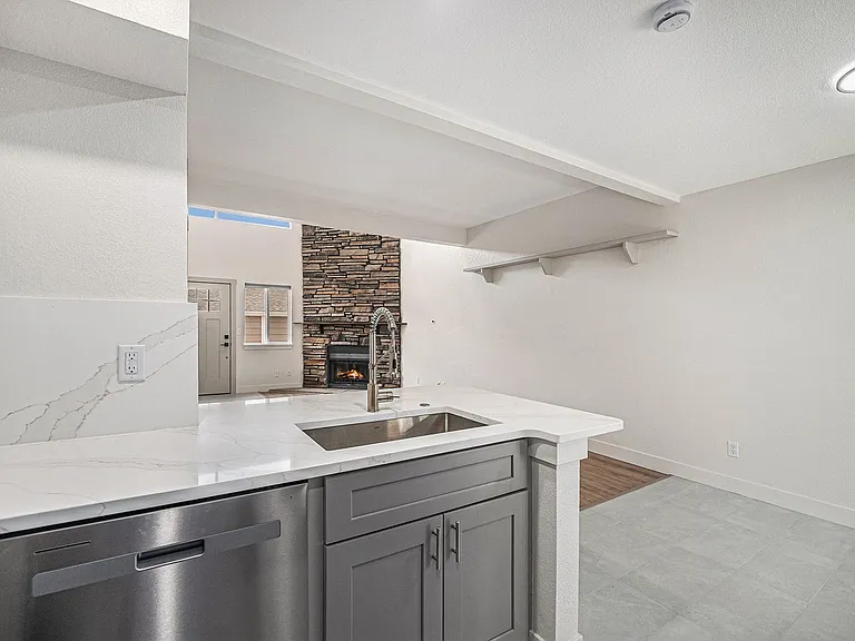 8116 Gray Ct #482 — Photo 7