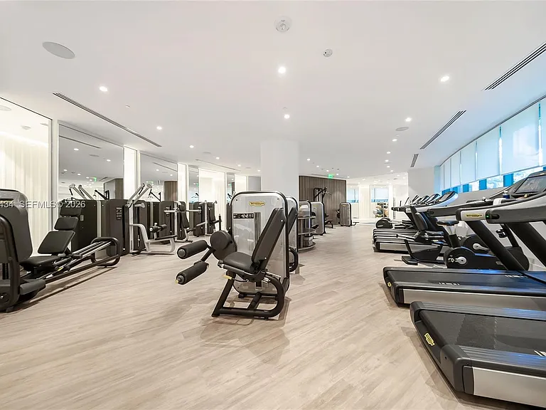 2811 S Bayshore Dr #5C — Photo 27