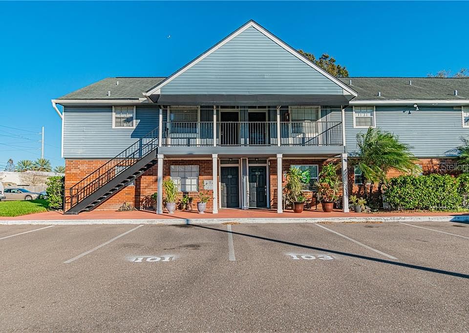 1st image of 200 Country Club Dr APT 102