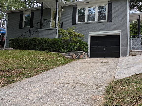 5th image of 2916 Diana Dr SW