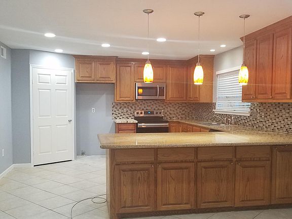 Spacious Kitchen