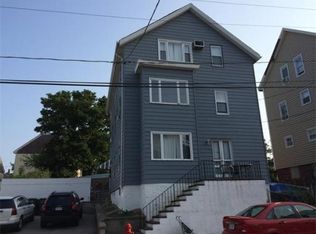 63 Snell St, Fall River, MA 02721