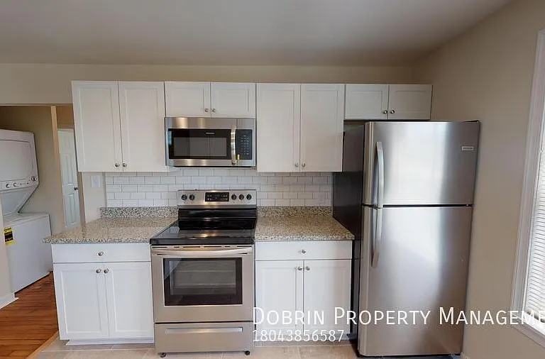 1816 Blair St — Photo 4