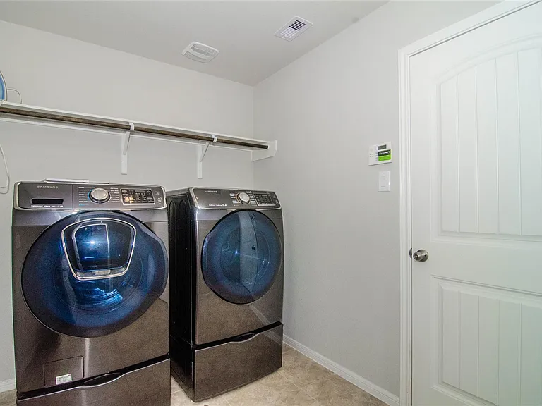 29219 Dunns Creek Ct — Photo 15