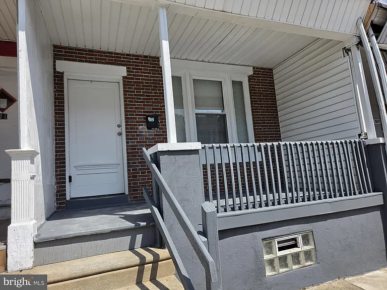 5109 N Fairhill St — Photo 2