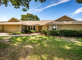 1680 Honeybear Ln, Dunedin, FL 34698