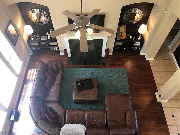 4th image of 1370 Fairlakes Pointe Dr
