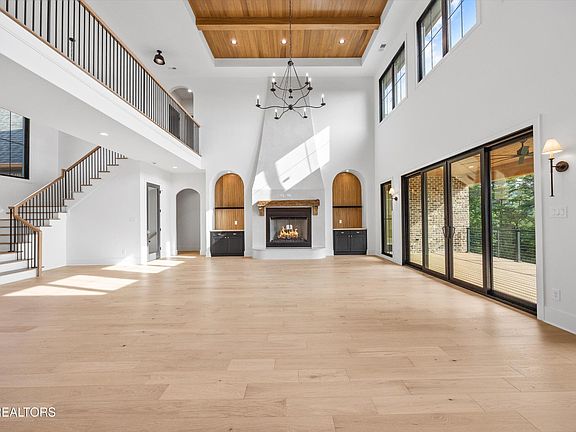 4th image of 3106 Choto Highlands Way