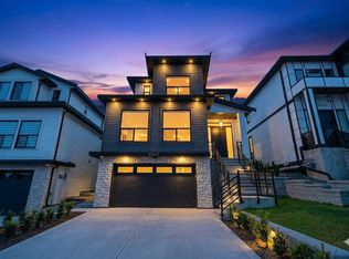 6821 205th St, Langley, BC V2Y 0M2
