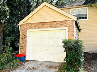 5221 SW 97th Dr, Gainesville, FL 32608