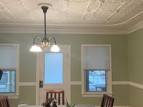 5th image of 130 Central St APT 1