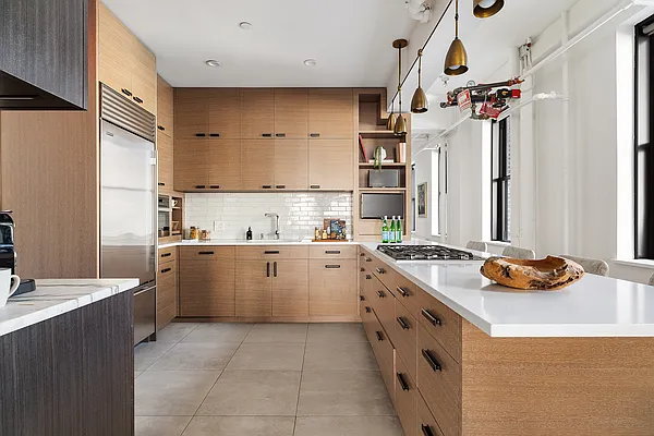 Sold by Compass | media 5