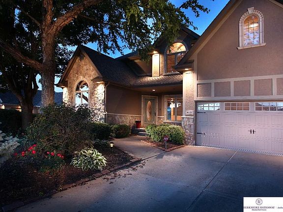 5th image of 16135 Hartman Ave