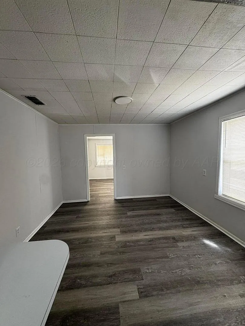 3/1.5 ready to move in — Photo 4