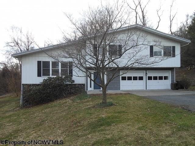1st image of 702 S Hills Dr