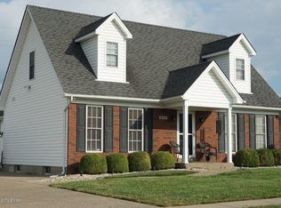 6112 Erica Way, Louisville, KY 40272