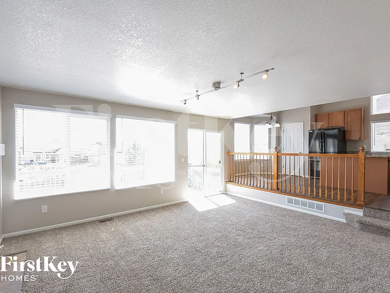 15882 E 107th Ave — Photo 8