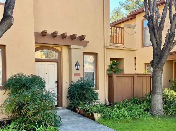 10971 Francis Ave, Tustin, CA 92782