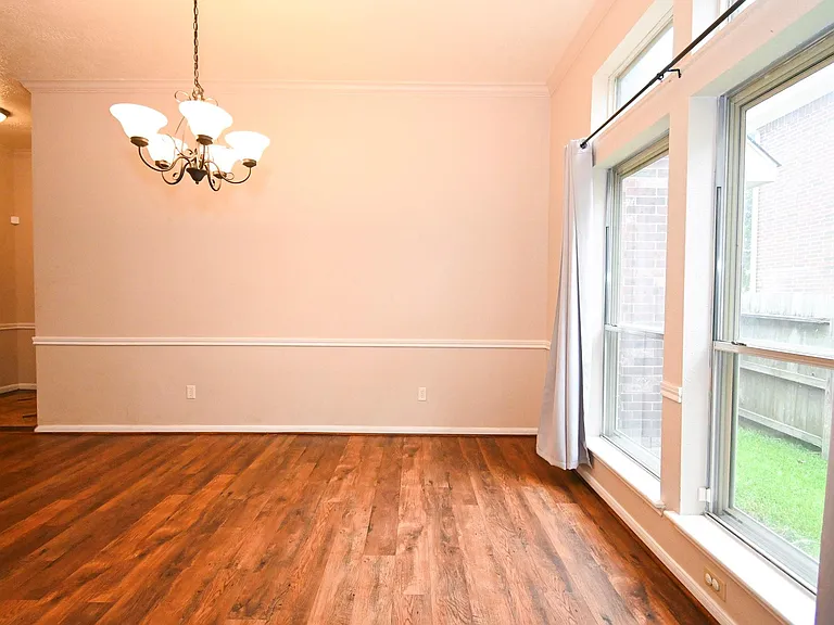 16302 Ash Point Ln — Photo 11