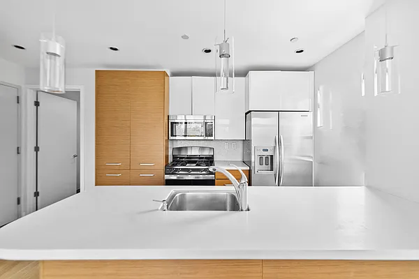 Rented by Corcoran | media 14