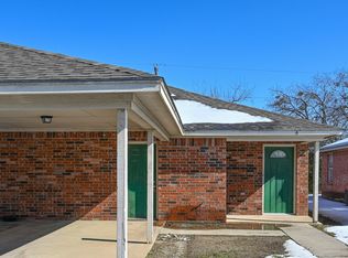 604 N Sewell Dr #A, Decatur, TX 76234