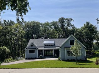 1545 Geneva National Ave N #16-04, Lake Geneva, WI 53147