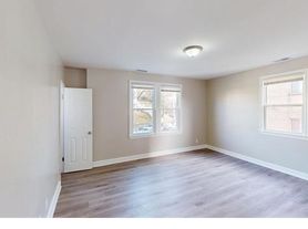 1701 28th St SE