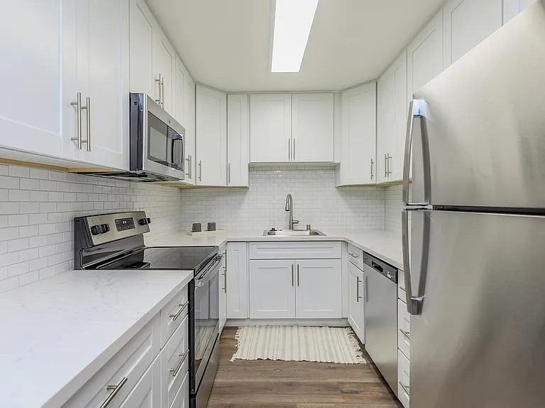4401 Central Ave — Photo 58
