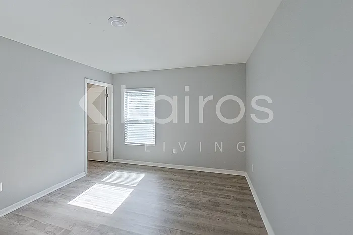 1124 Ware Ave — Photo 14