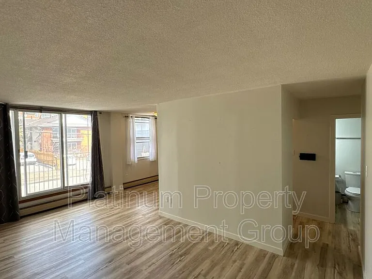 2024 35th Ave SW #1A — Photo 4