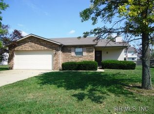 827 Oxen Dr, Shiloh, IL 62221