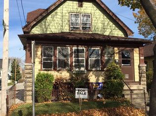 2112 W Brown St, Milwaukee, WI 53205