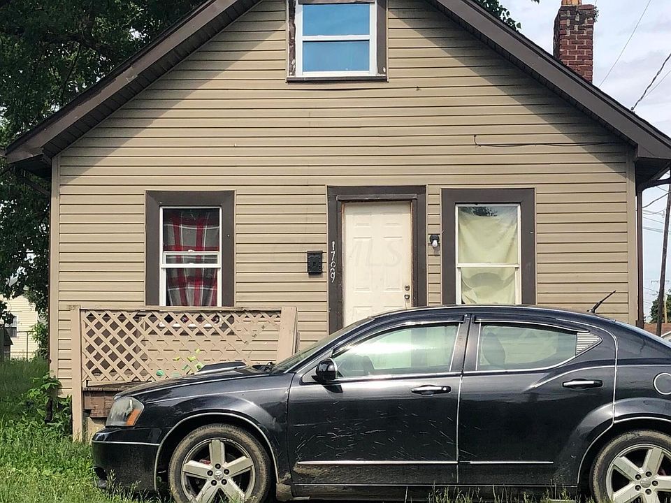1st image of 1709 Lexington Ave