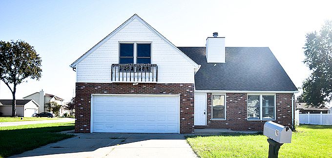 1st image of 11 Joseph Ct