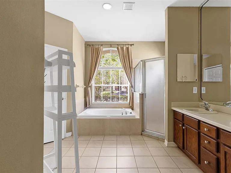 13655 Artesa Bell Dr — Photo 47