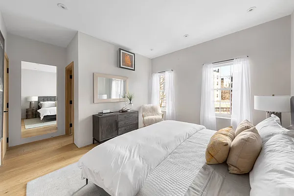 Rented by Douglas Elliman | media 22