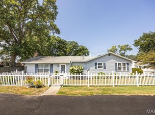 112 W Green St, Mascoutah, IL