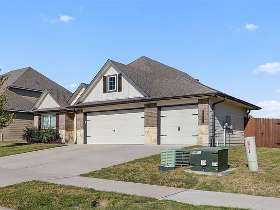 2nd image of 6620 McGregor Loop
