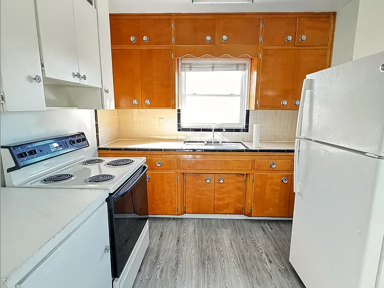 742 22nd Ave N #1/2 — Photo 7