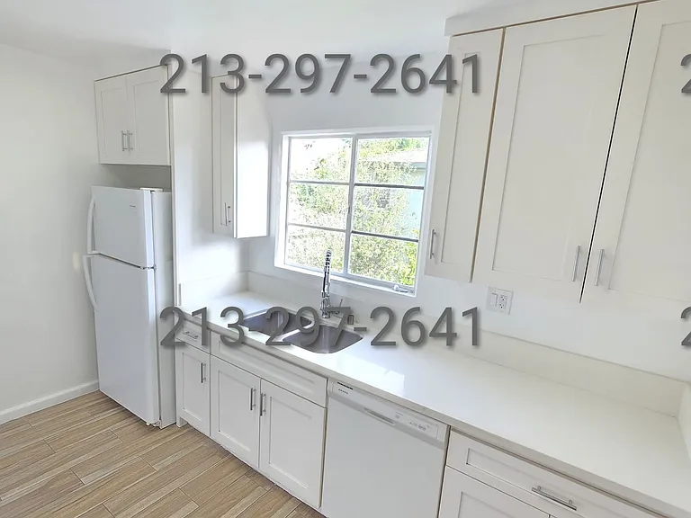5527 Whitsett Ave #5521-D — Photo 6