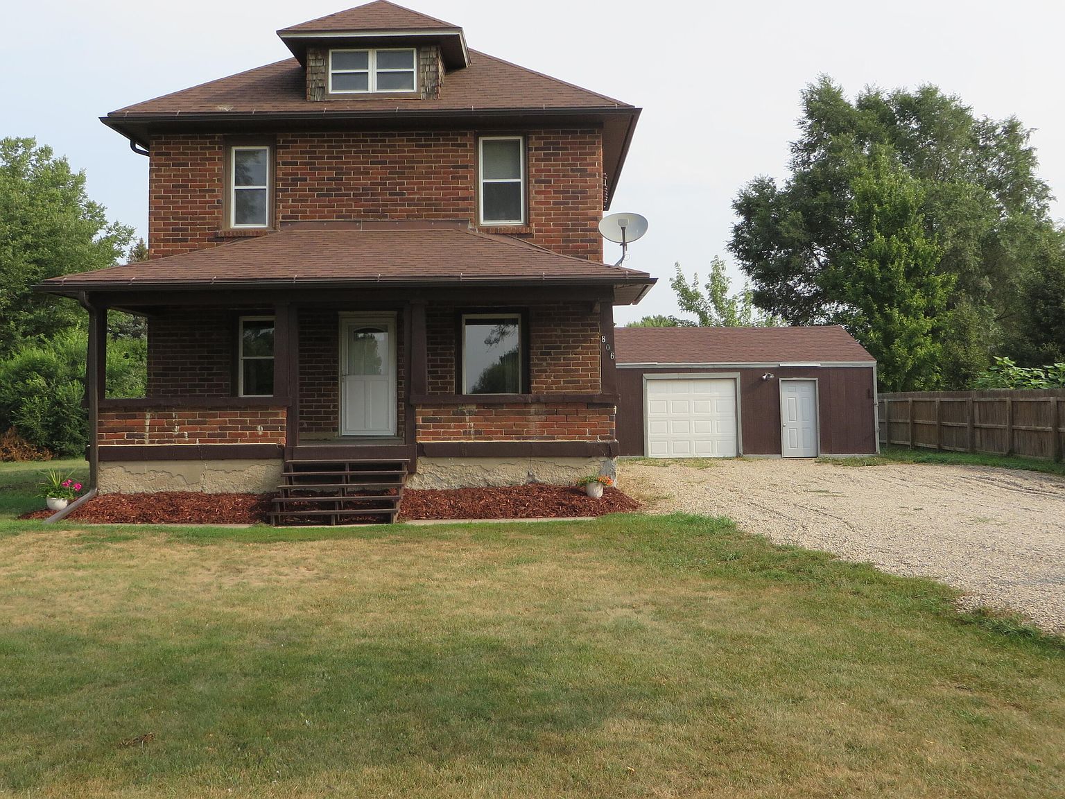 806 E 6th St, Volga, SD 57071 Zillow