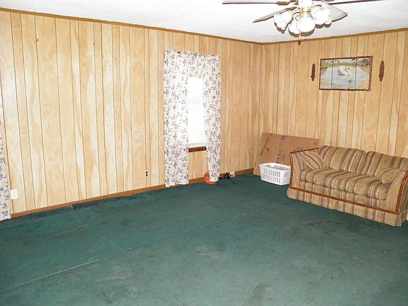5th image of 1609 Sycamore Pl