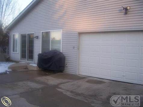 Side Entry Garage