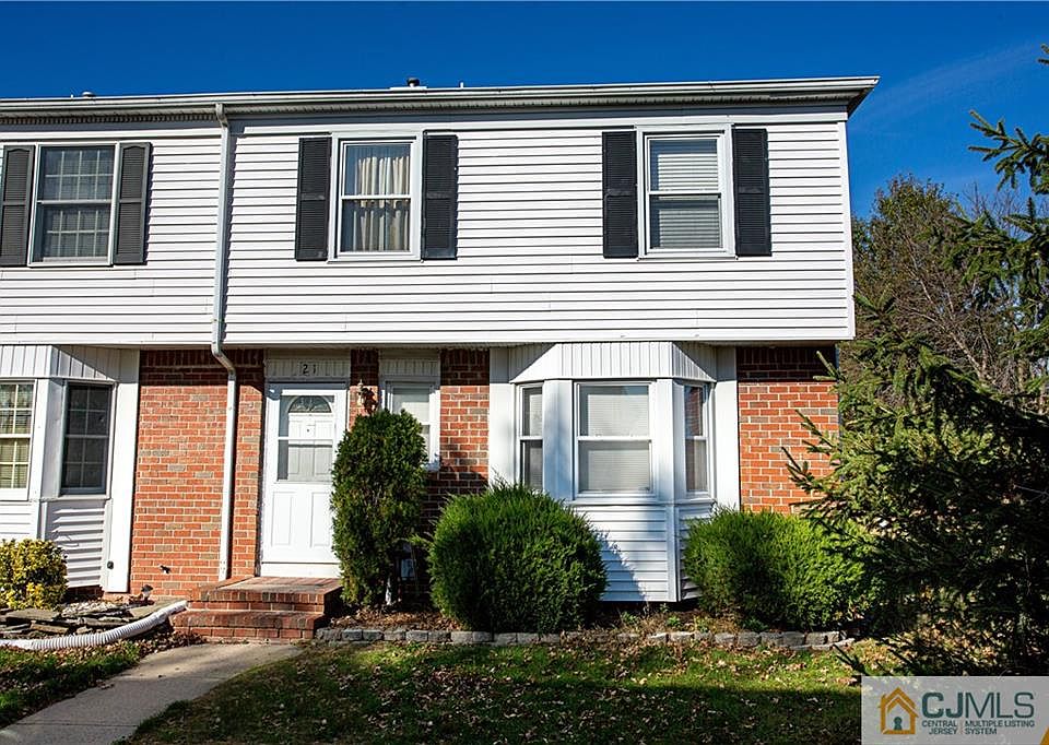1st image of 21 Begonia Ct #21