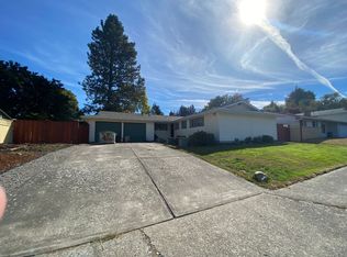 684 NE Centurion Ct, Gresham, OR 97030