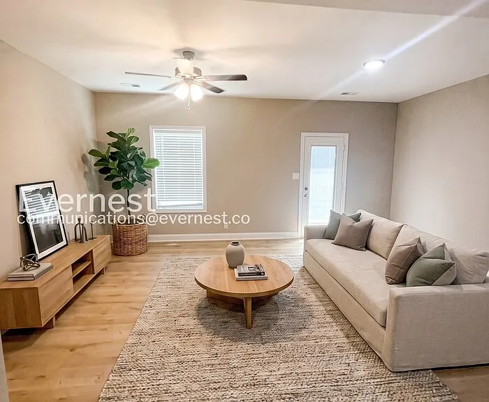 3385 Polly Dr #1 — Photo 2