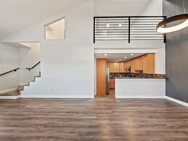 5612 W Center Ave — Photo 8